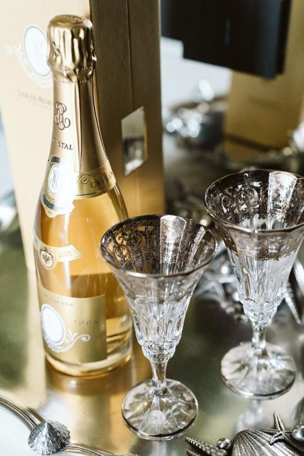 Bed and Breakfast The Harbour - Luxury Living Трані Екстер'єр фото