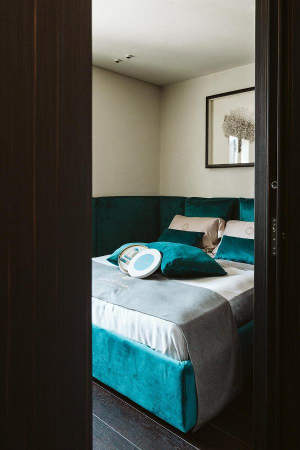 Bed and Breakfast The Harbour - Luxury Living Трані Екстер'єр фото